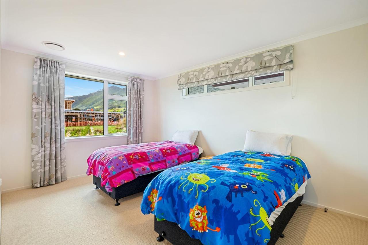 Matenga Townhouse - Waikanae Holiday Home Exterior photo